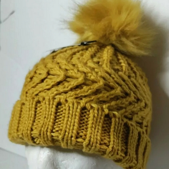 NEW! Westloop Knit Pom Cuff Beanie (Women Winter Hat Skull Cap & Gloves Set). - Picture 7 of 14